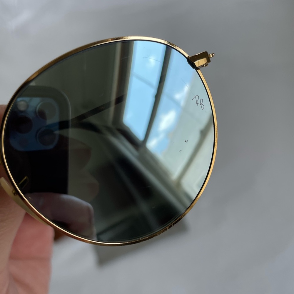Ray-Ban Sunglasses - Picture 4 of 6